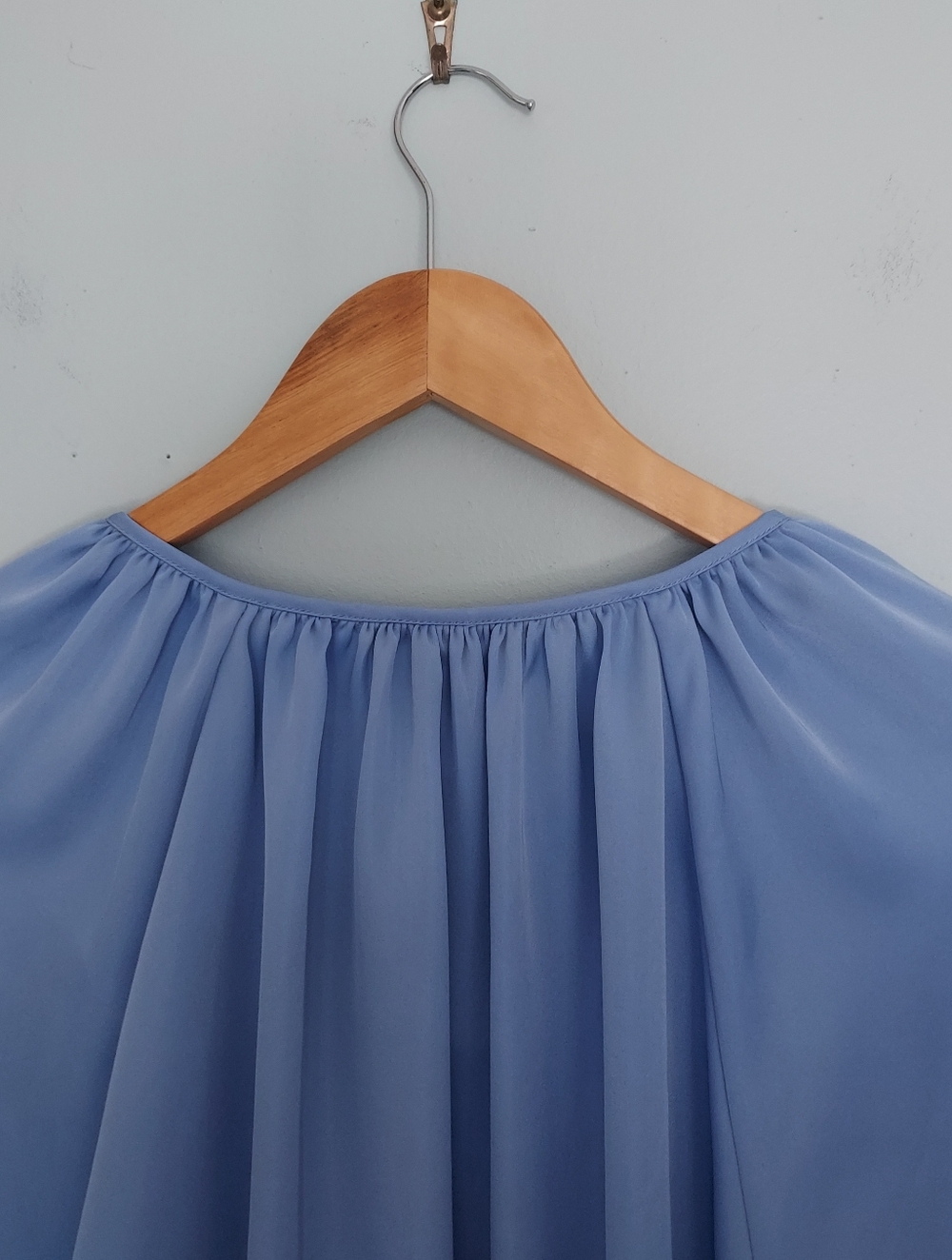 H&M Periwinkle Popover Blouse Top Size Large NEW NWT - Picture 7 of 13